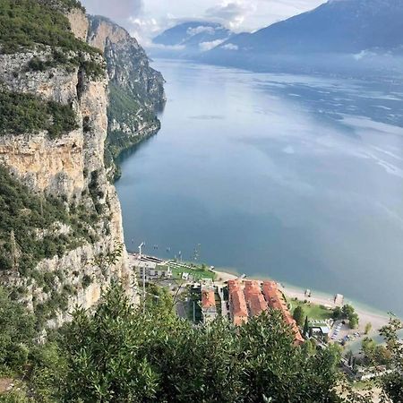Antica Campione Rooms & Hostel Campione del Garda Ngoại thất bức ảnh