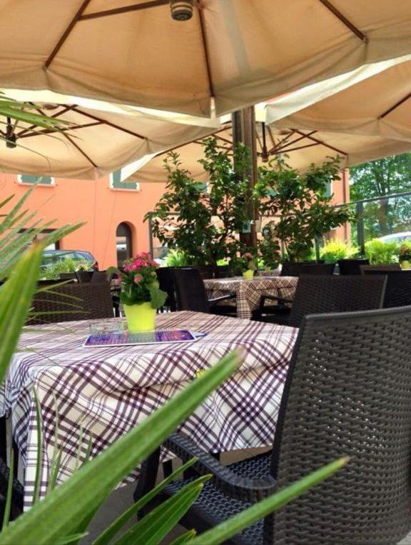 Antica Campione Rooms & Hostel Campione del Garda Ngoại thất bức ảnh
